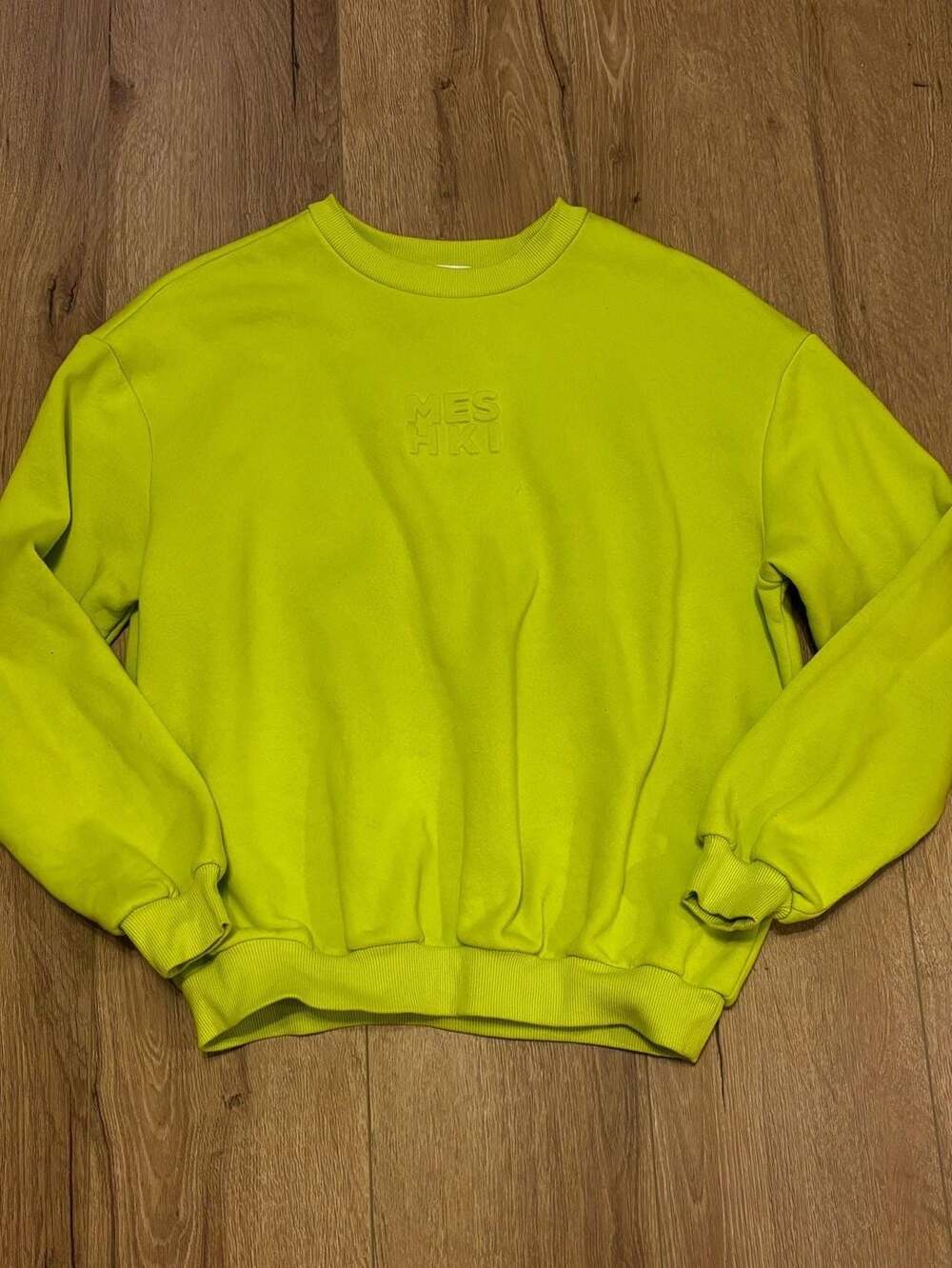 MESHKI Sweatshirt Size XS Lime Green Crewneck Pullover